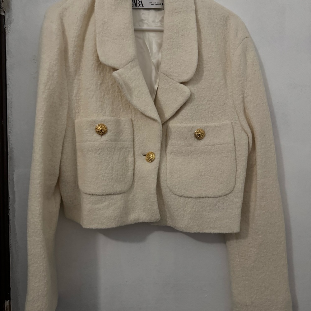 Zara Women's Cream Textured Jacket